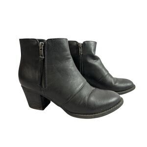 American Eagle Outfitters Womens Black Ankle Boots Side Zip size 8
